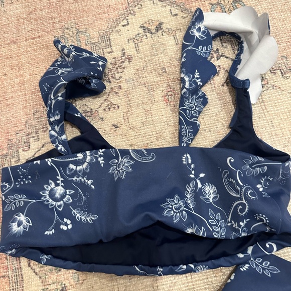 Beach Riot XS Workout Set - Picture 3 of 6